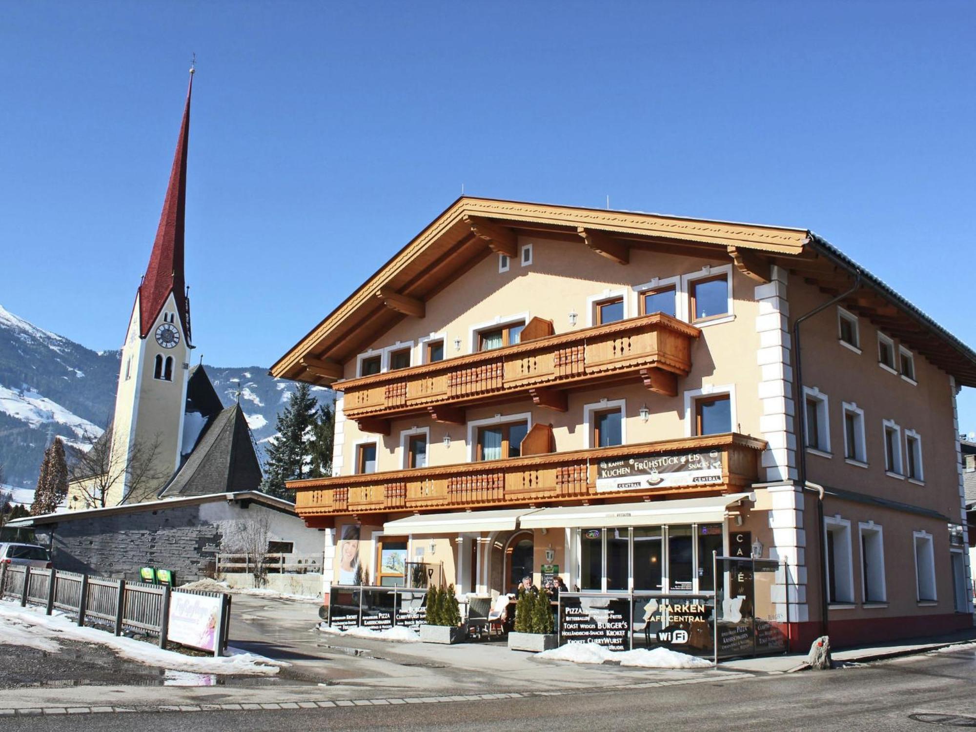 Spacious Holiday Flat Close To The Ski Area Uderns Bagian luar foto